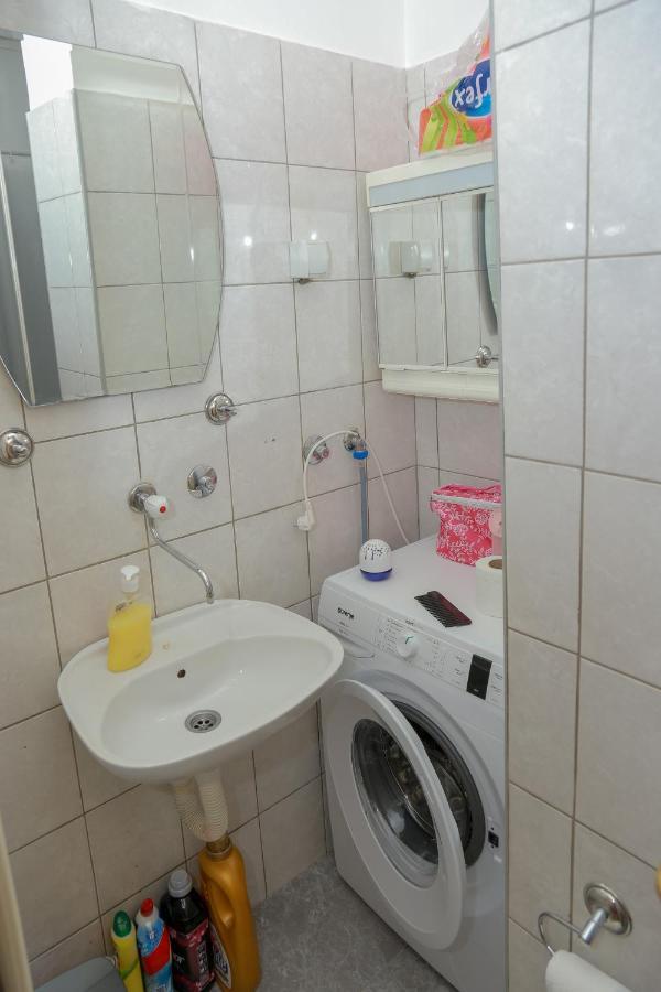 Apartament Apartman Marija Pirot Zewnętrze zdjęcie